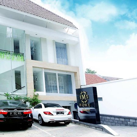 M Home Jakarta Exterior foto